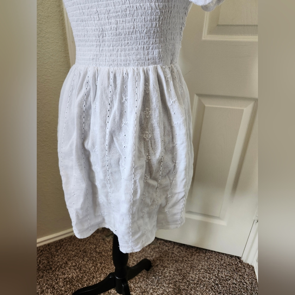 American Eagle White Smocked Puff Sleeve Embroidered Mini Dress M - Picture 7 of 15